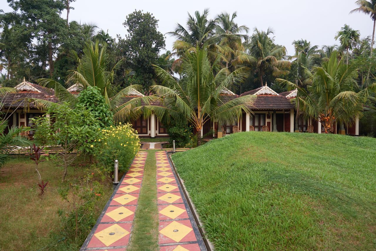 Готель Deepanjali Wellness & Retreat Thanniyam Екстер'єр фото